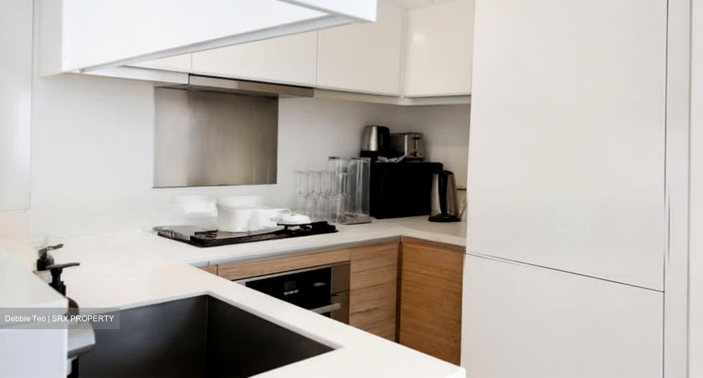 Marina Bay Residences (D1), Condominium #558750111